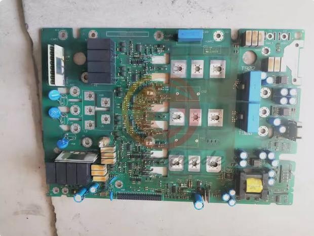 ONE Used Lenze Inverter drive board 8222LP.3G 8222LP.3G.XX.V004