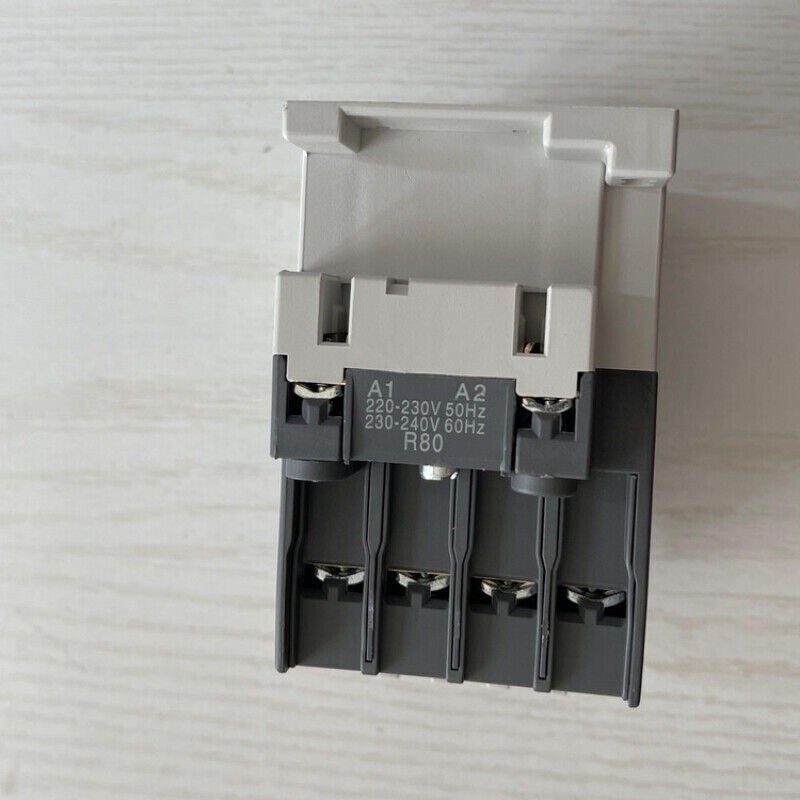 New ABB A26-40-00 110V 50Hz / 110-120V 60Hz Contactor 1SBL241201R8400