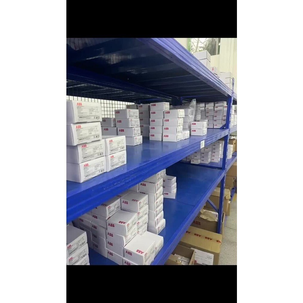 New LENZE inverter fast FedEx or E82EV402k4C200#