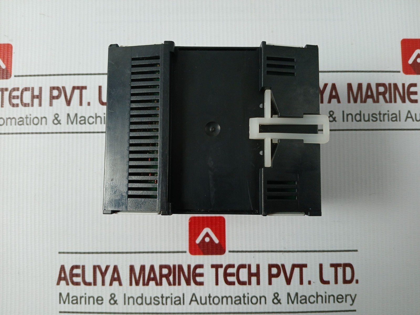 SCHNEIDER ELECTRIC MTN649330 Universal Dimming Actuator AC 220-230V 50/60 HZ