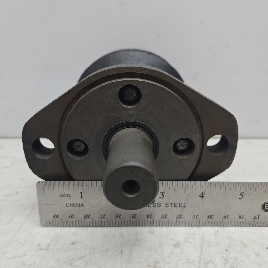 Eaton Char-Lynn 103-1035-010 Industrial Hydraulic Motor New