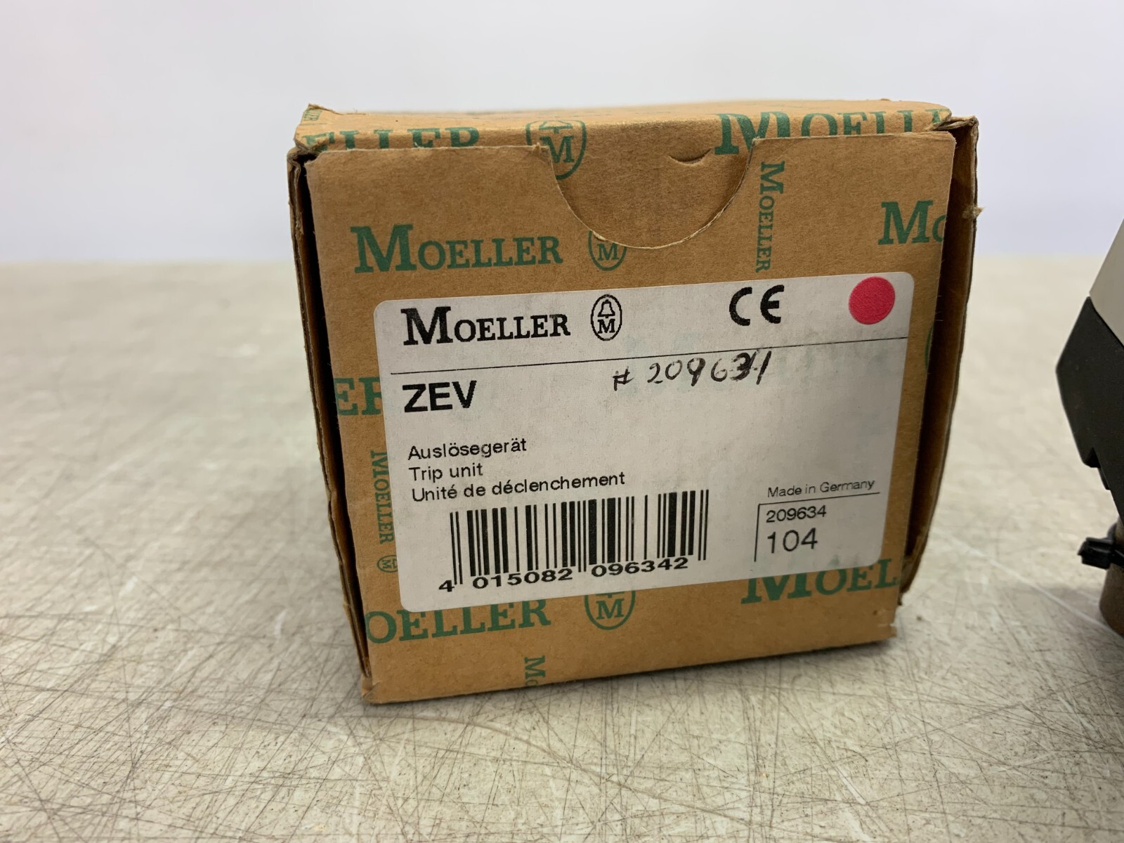 EATON 232592 Moeller ZEV-XSW-65 Overloard Relay Current Sensor 3-65A with ZEV