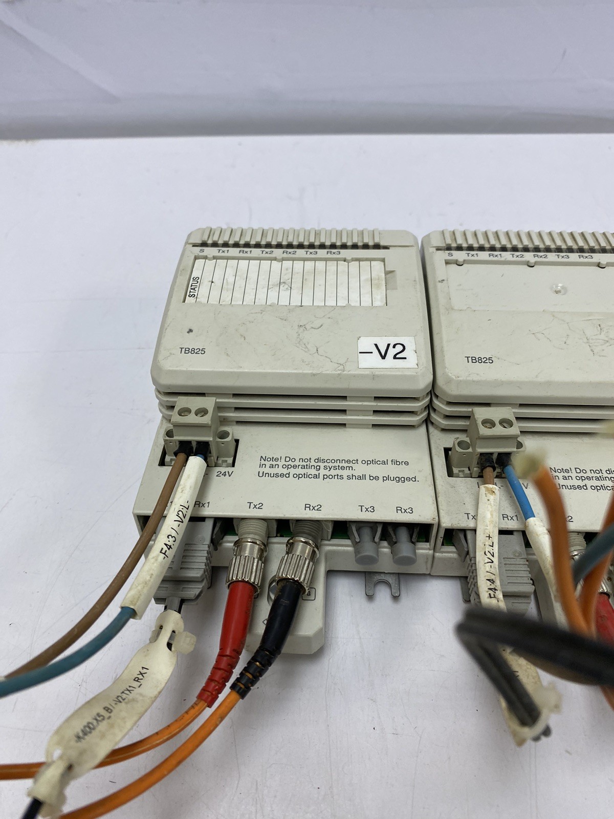 ABB 3BSE036634R1 TB825 Optical Media Converter