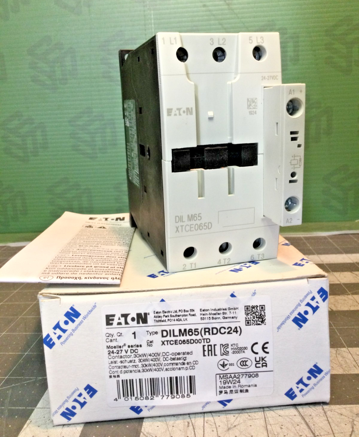 Eaton XTCE065D00TD DILM65 RDC24 65A 3-Pole Contactor 24-27VDC