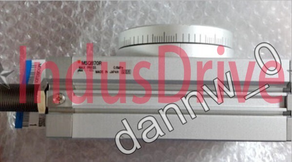 New in Box SMC MSQB70R MSQB-70R Pneumatic Rotary Table Cylinder ~