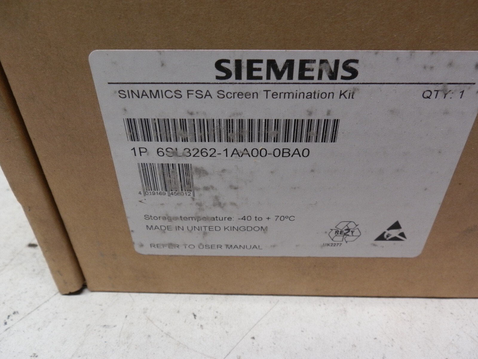 SIEMENS 6SL3 262-1AA00-0BA0 Sinamics FSA Screen Termination Kit
