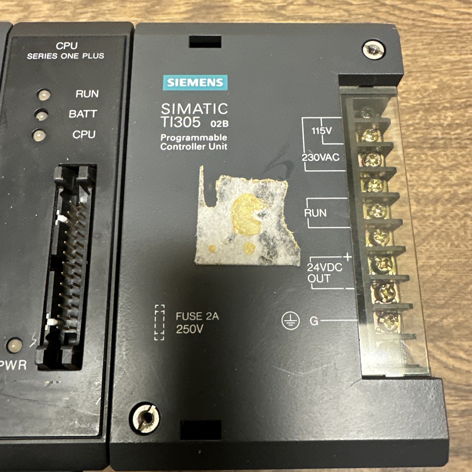 Siemens,TI305 02B,Programmable Controller Unit With I/O Relays