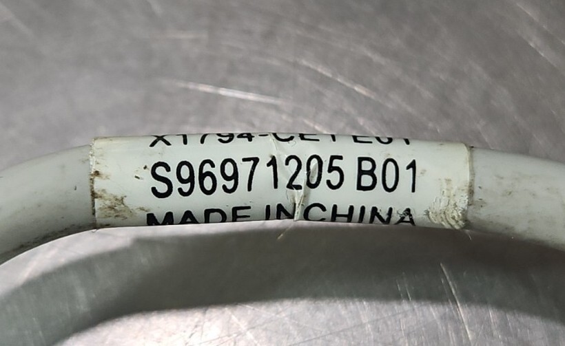 Allen-Bradley 1794-CE1-E01 Interconnect Cable Extender 1 Ft. 5A-6