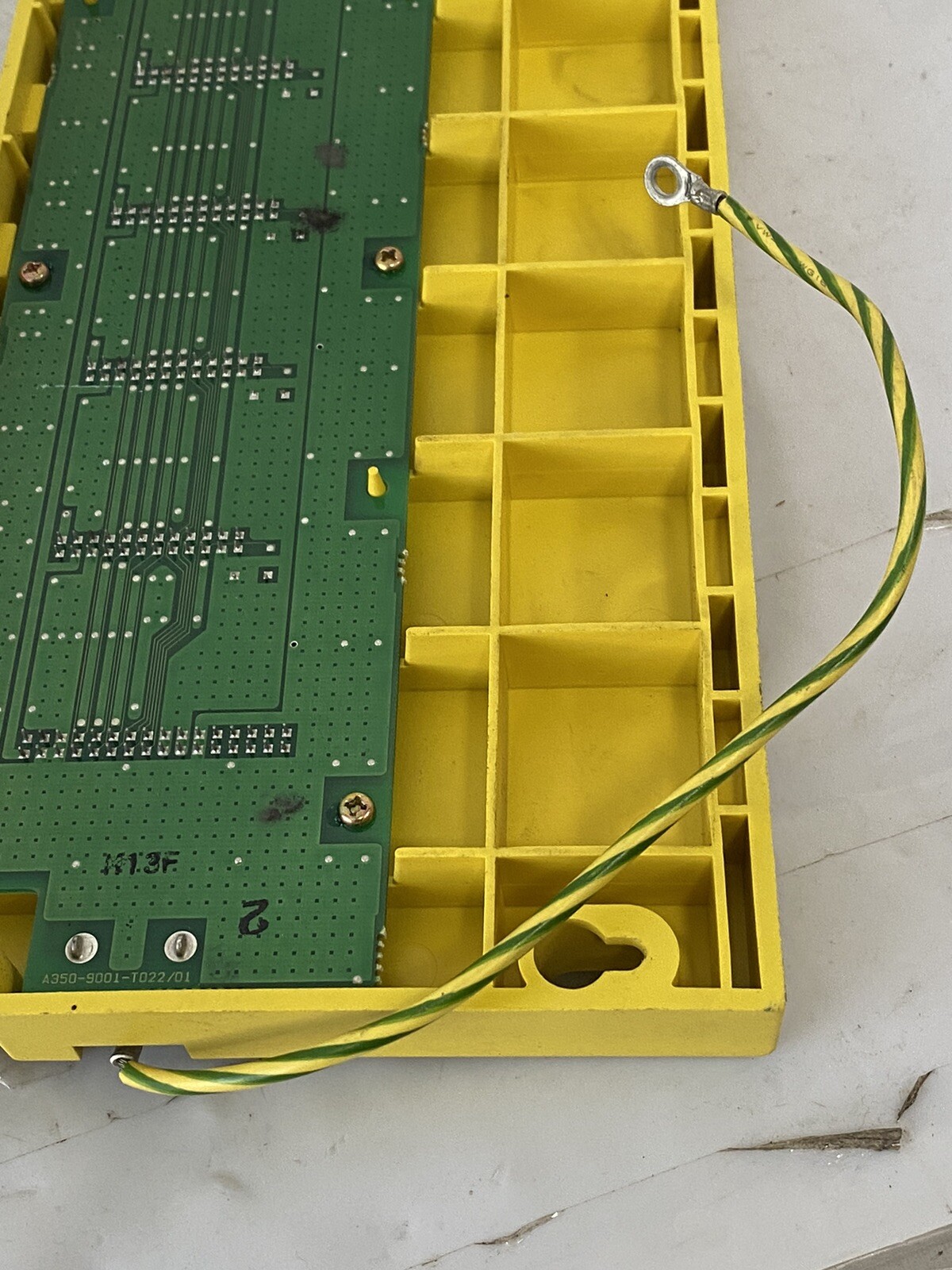 Fanuc A03B-0807-C002 6 Slot Backplane Rack Assembly ABU05A