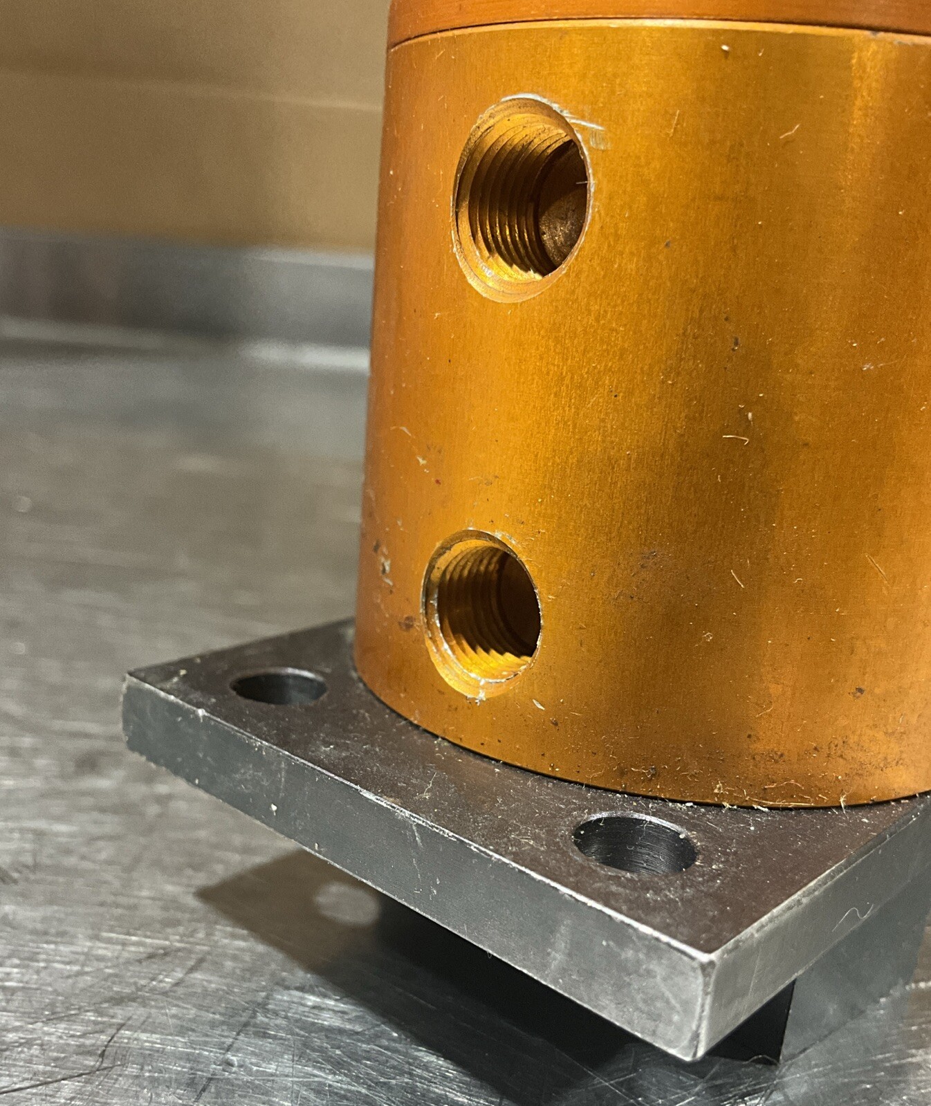 FABCO-Air E-121-X Small Orange Pancake Line Cylinder (no label)