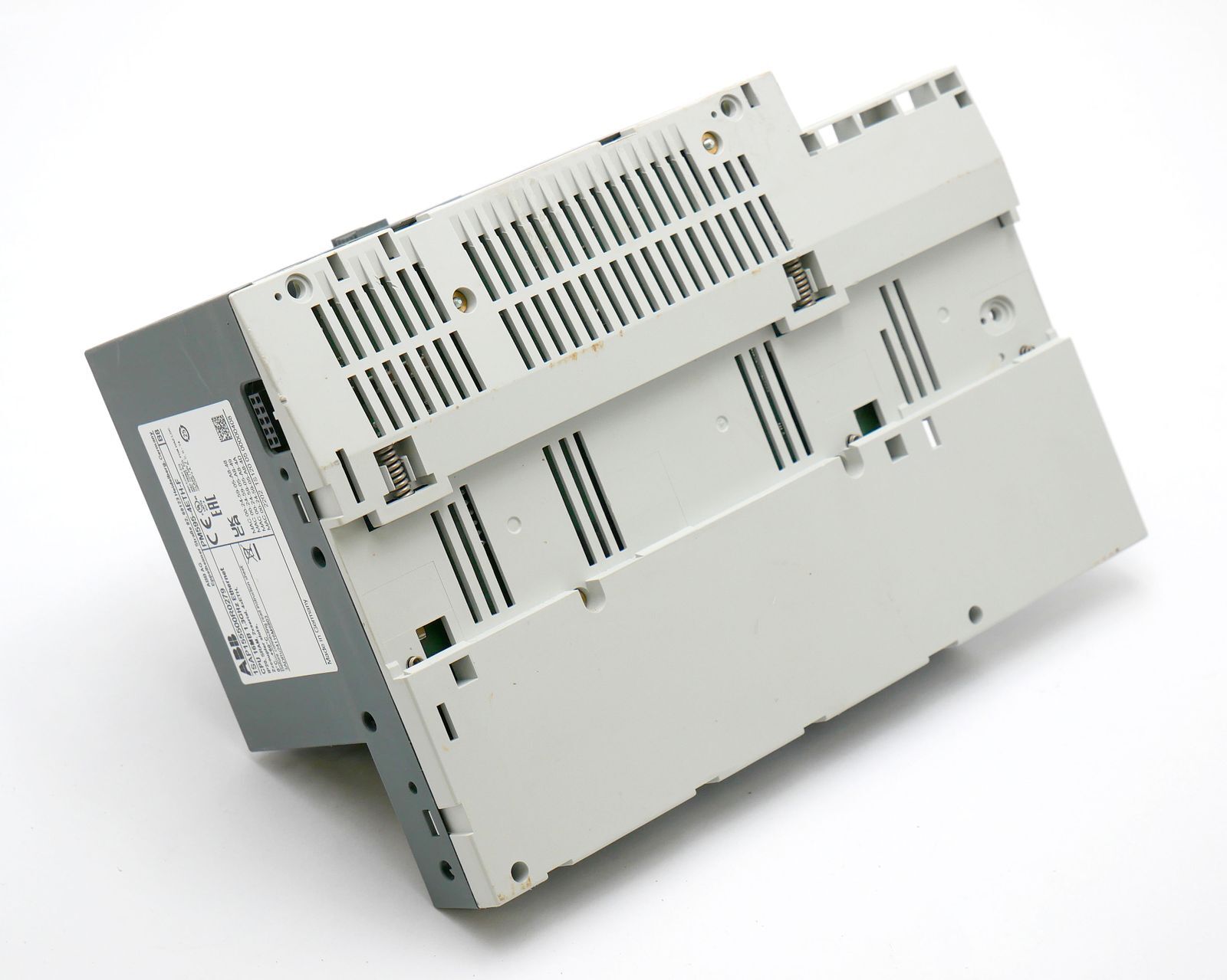 ABB PM595-4ETH-F 1SAP155500R0279 E:B8 CPU 16MB 1.3Ghz Ethernet -used-