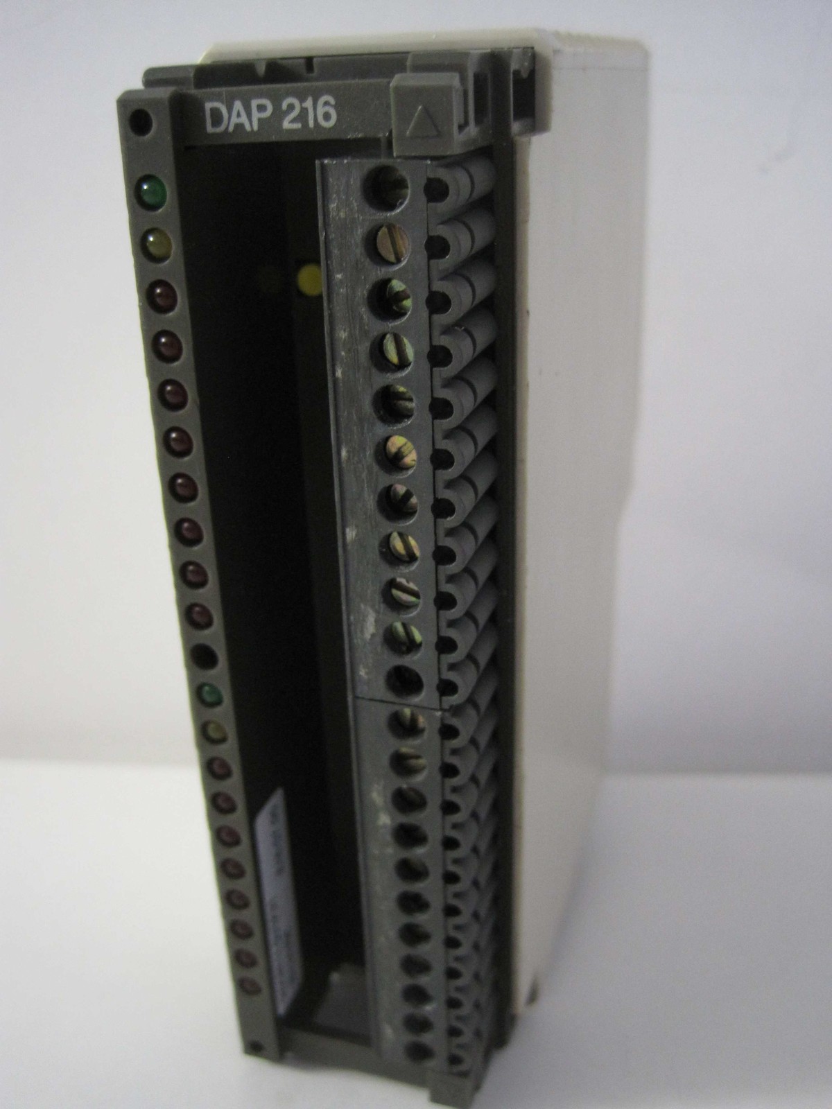 AEG Modicon SPS A120 DAP216 DAP 216 ASBDAP216 Digitale Ausgabe Ausgang Baugruppe