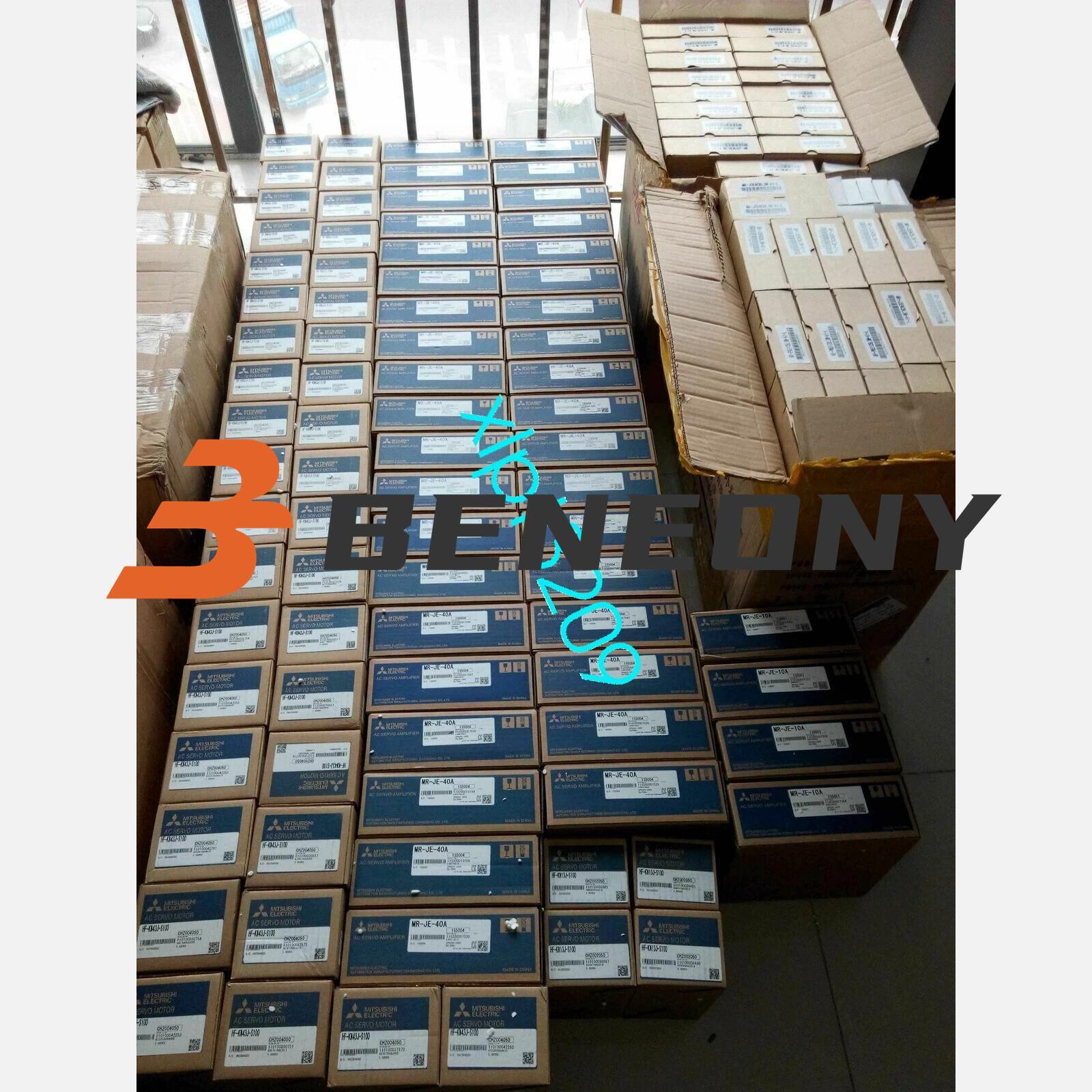 MR-J2-20CT Mitsubishi Servo Driver New FedEx or DHL