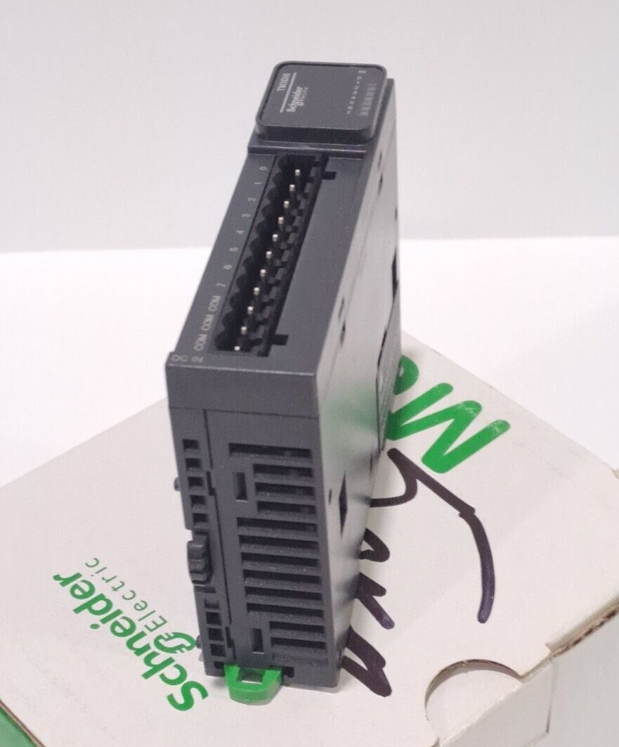 Schneider Electric TM3DI8 discrete input module, Modicon TM3 061136 1 Pcs