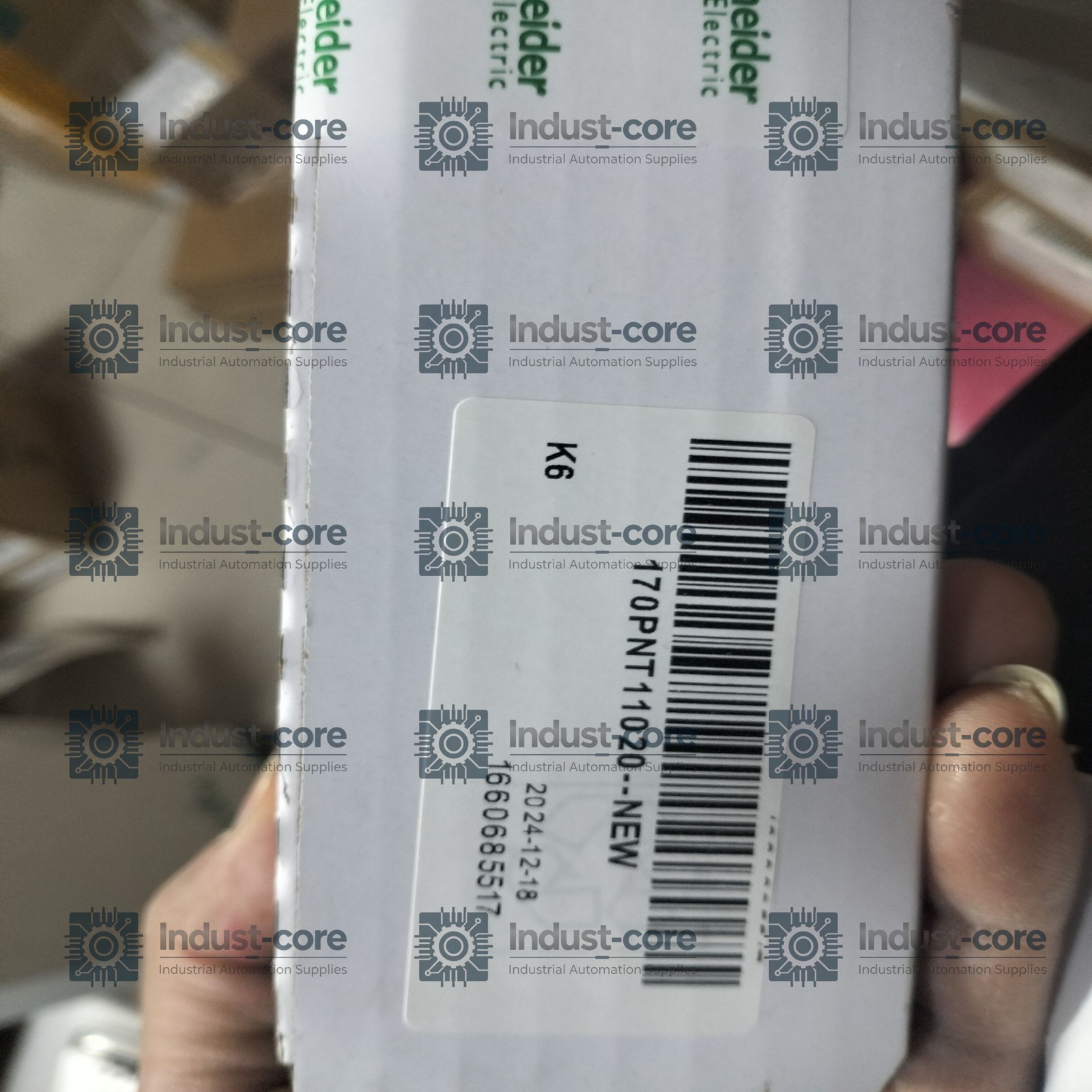 New in Box 170PNT11020 Communication Adapter Schneider Fast Ship