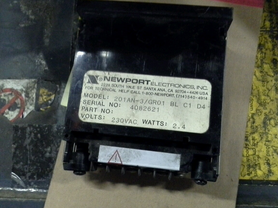 Newport Electronics Model 201AN-3/GR01 BL C1 D4