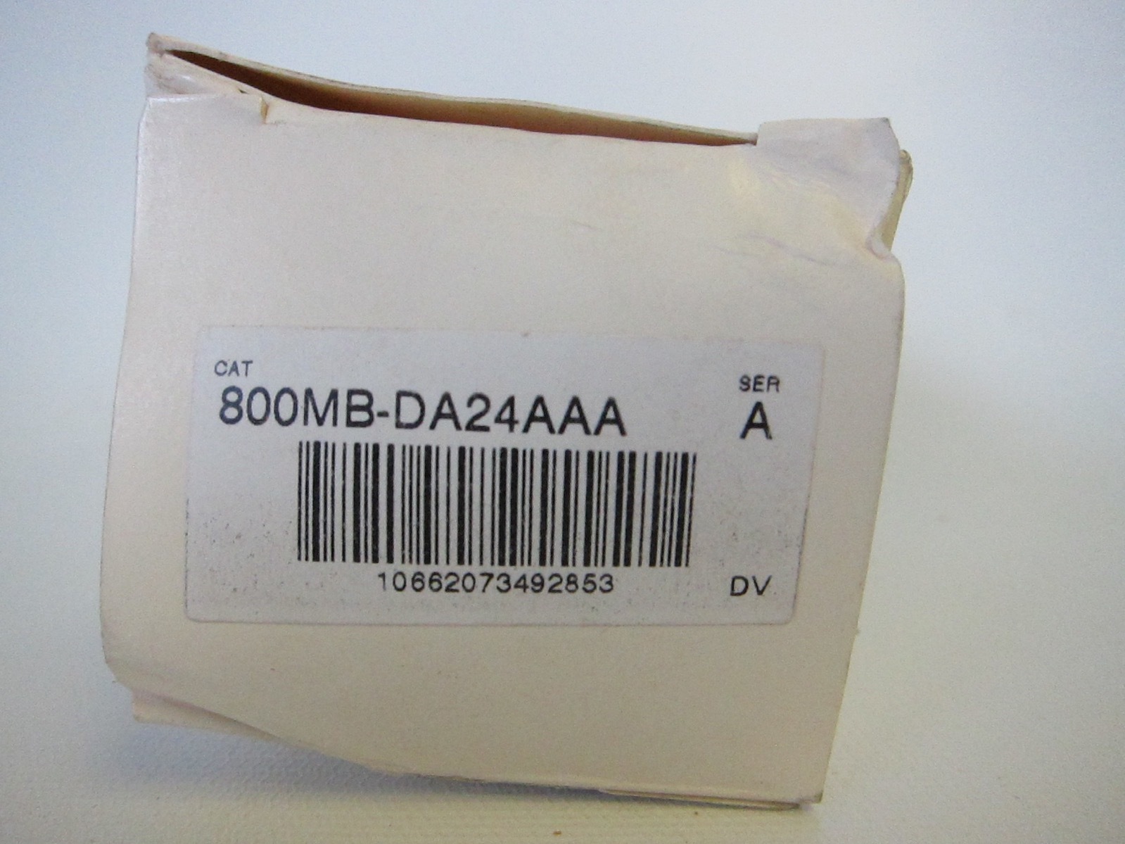 New Allen Bradley 800MB-DA24AAA Ser. A Switch Push Button 300V AC 800MBDA24AAA