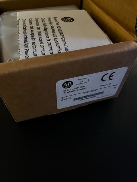 Allen-Bradley 22B-CCB PowerFlex 40 Frame Communication Adapter Cover NEW 1PC