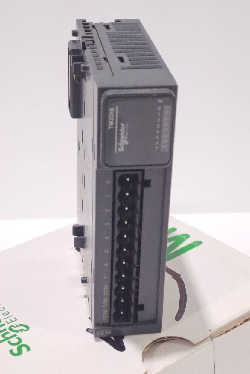 Schneider Electric TM3DI8 discrete input module, Modicon TM3 061136 1 Pcs