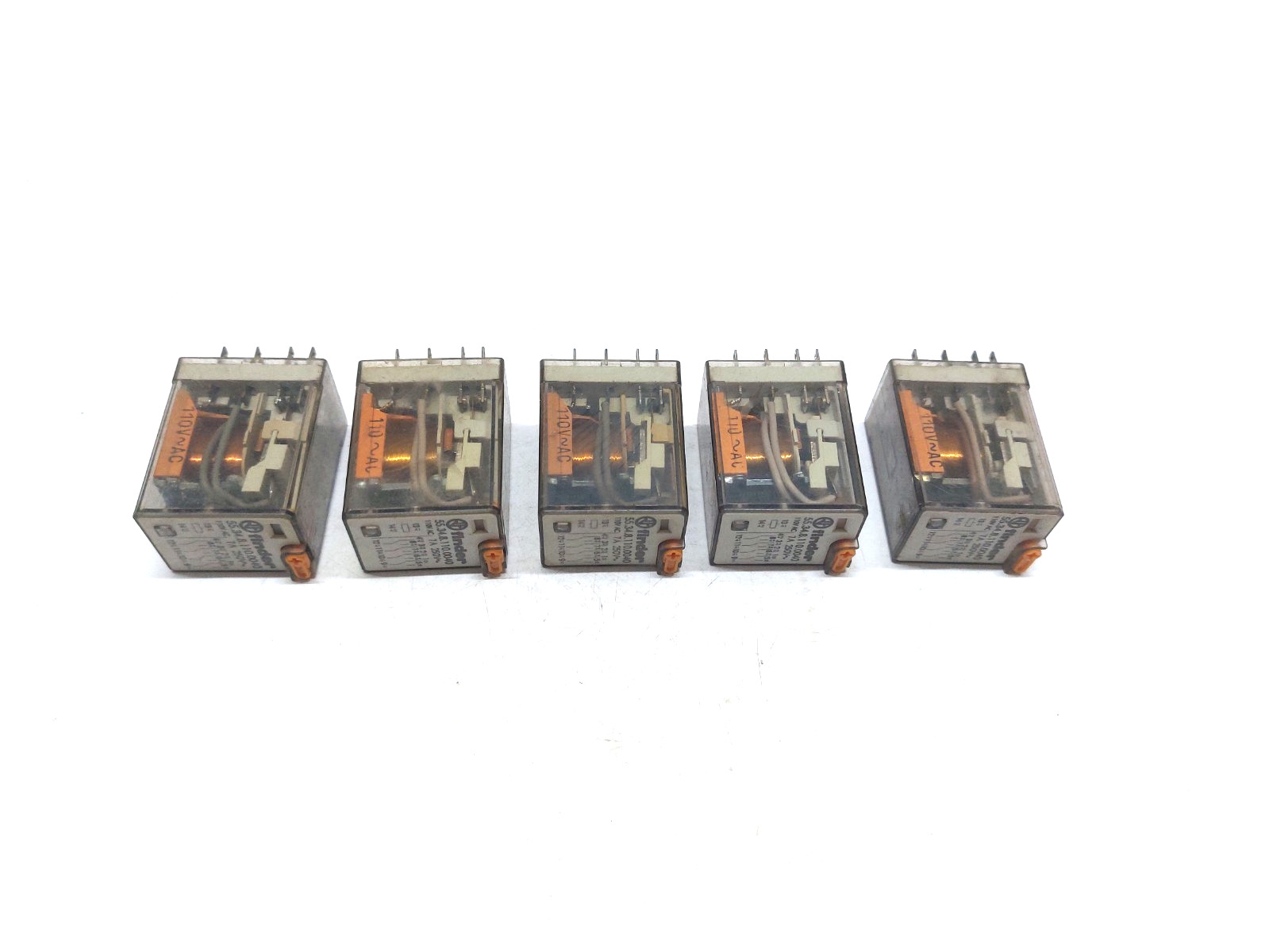 FINDER 55.34.8.110.0040 RELAY 110V AC 7A 250V~ / LOT OF 5