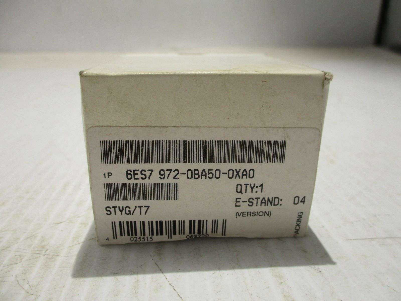 NEW SIEMENS 6ES7972-0BA50-0XA0 PROFIBUS DP CONNECTOR