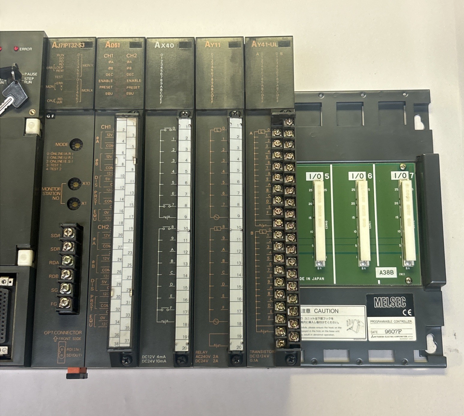 MITSUBISHI,A2ACPU / AJ71PT32-S3 / AD61 / AX40 / AY11 / AY41-UL,RACK ASSEMBLY