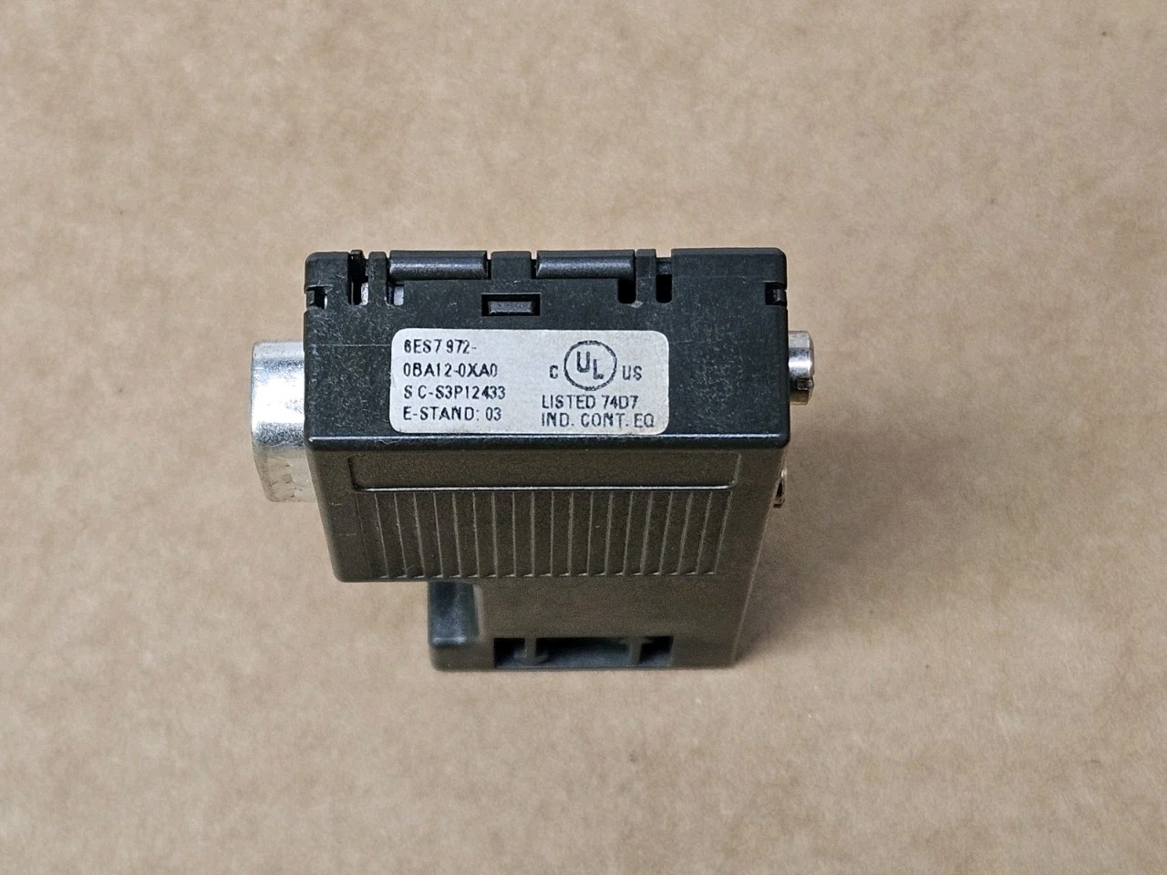 Siemens SIMATIC DP PROFIBUS Connector 90 Deg Plug Germany 6ES7972-0BA12-0XA0
