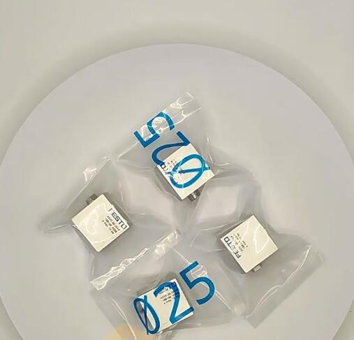 1PC NEW FESTO Air cylinder ADVC-12-5-A-P-A