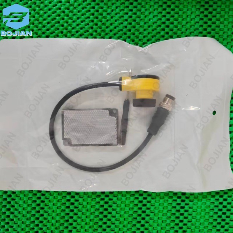 42EF-P2MPB-F4 AB 1 PCS NEW Allen Bradley 42EF-P2MPB-F4 Photoelectric Switch