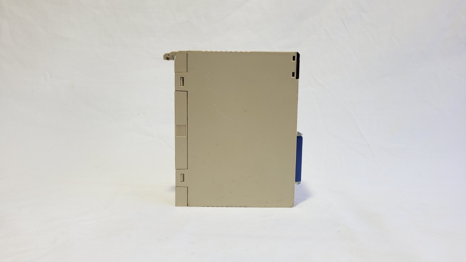 Omron C200H-AD002 A/D Unit Analog Input Module