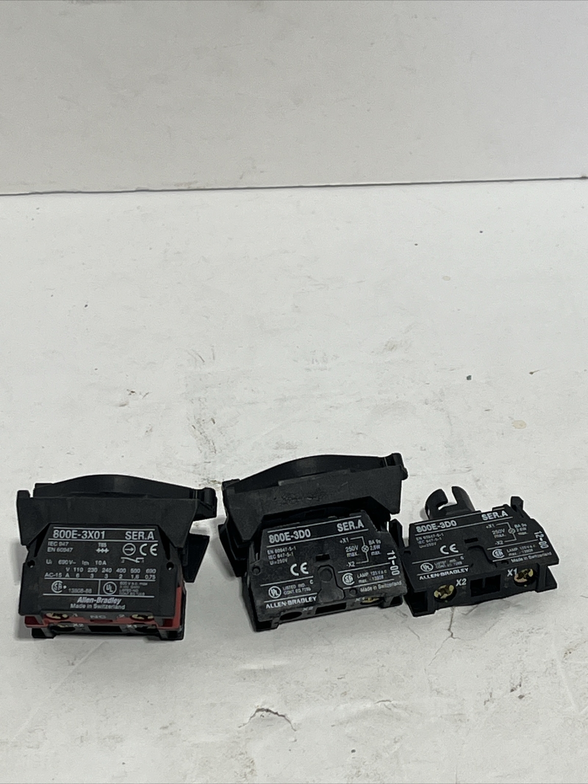 (LOT OF 3) Allen Bradley 800E-3D0 Pilot Light Module 800E-3DO