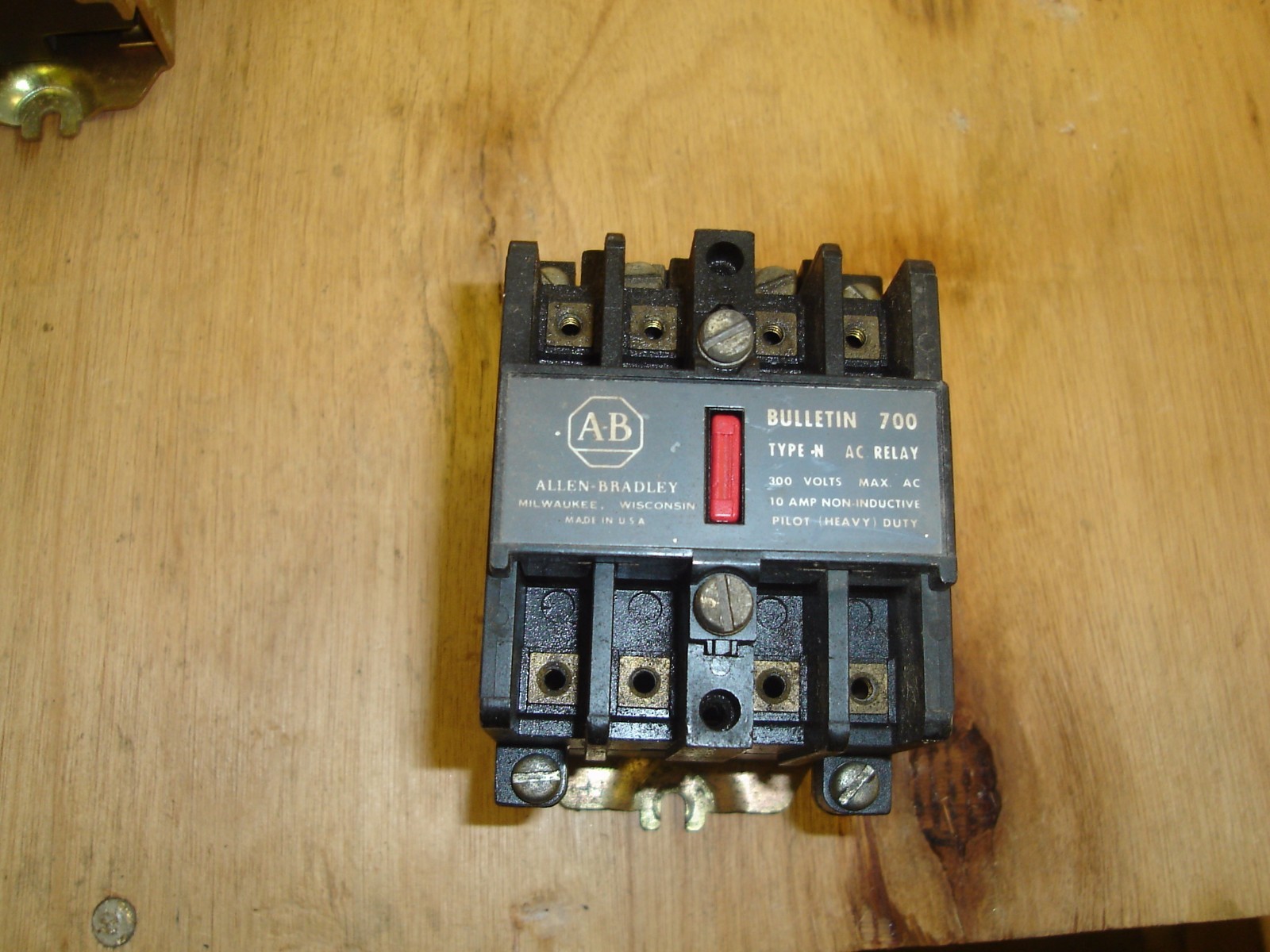ALLEN BRADLEY 84AB86 BULLETIN 700 120V 50HZ COIL free shipping