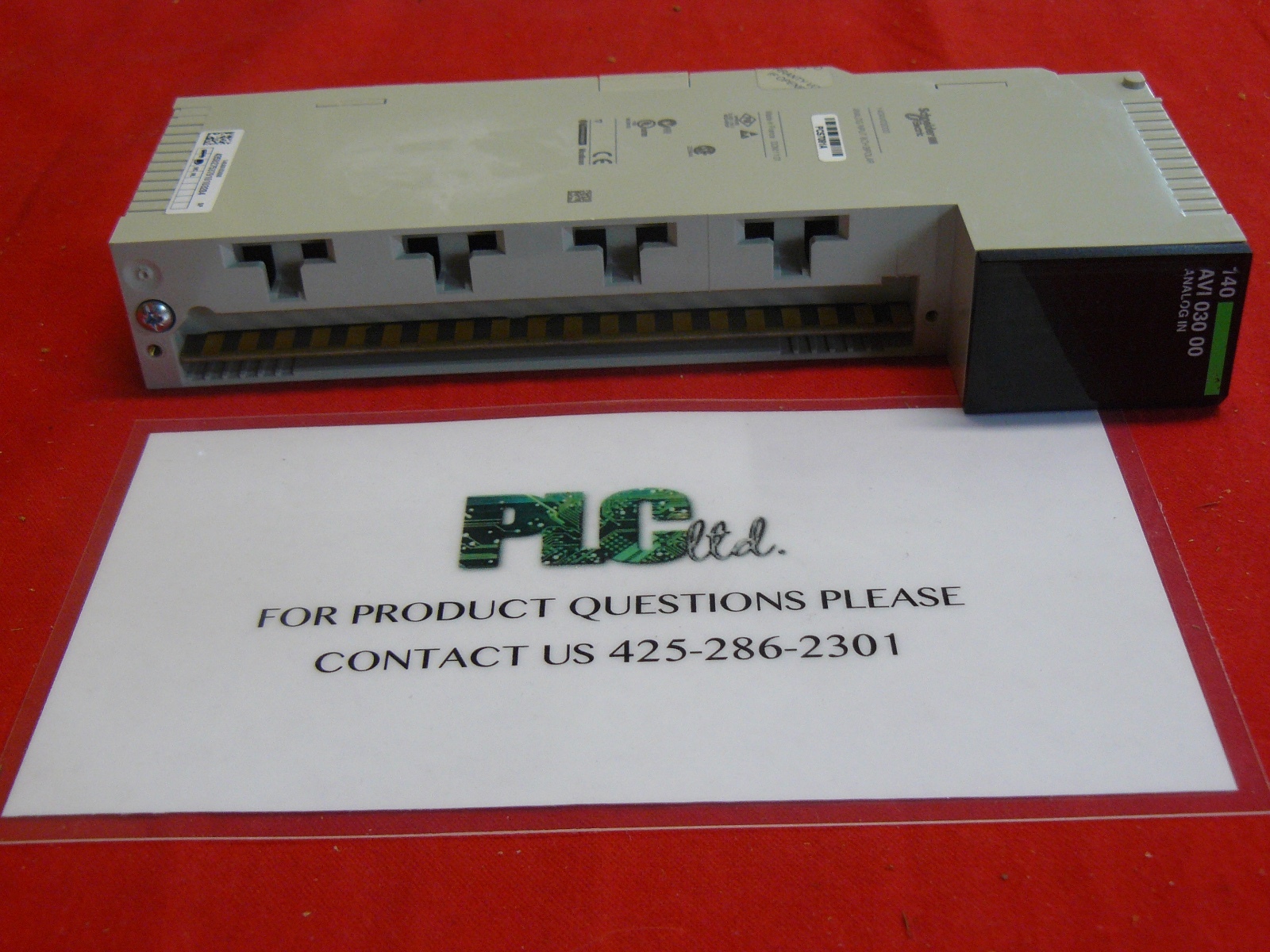 140AVI03000 Modicon Analog Input Module 140-AVI-030-00