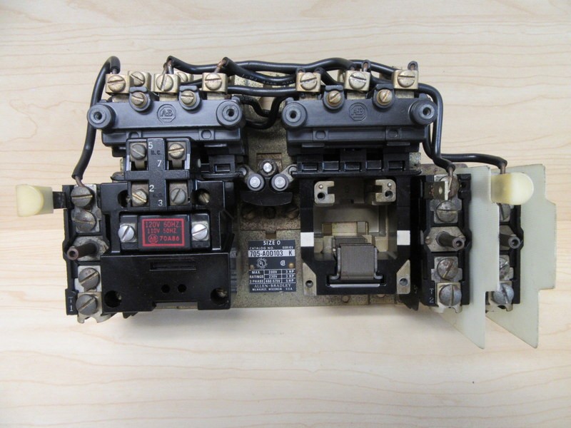 Allen Bradley 705-AOD103 Reversing Starter 705-A0D103
