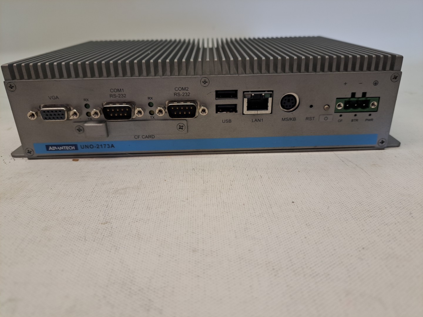 Advantech UNO-2173A-A13E Embedded Automation Computer / Fanless Box PC USED