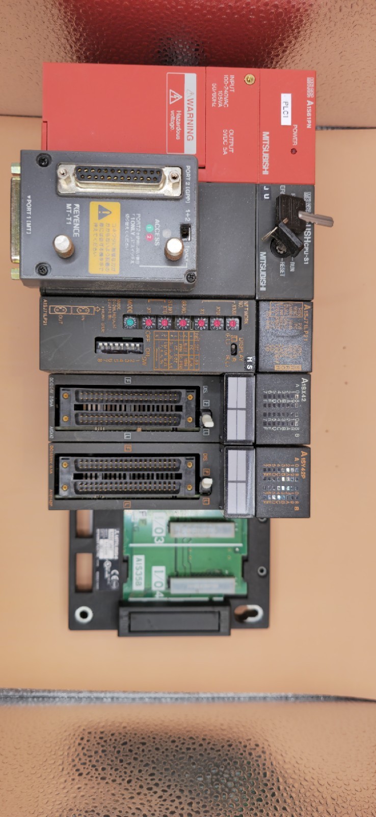 Mitsubishi A1S35B W/A1561PN PWR , A2USH CPU-S1 W/A1SJ71LP21, A1SX42, A1SY42P