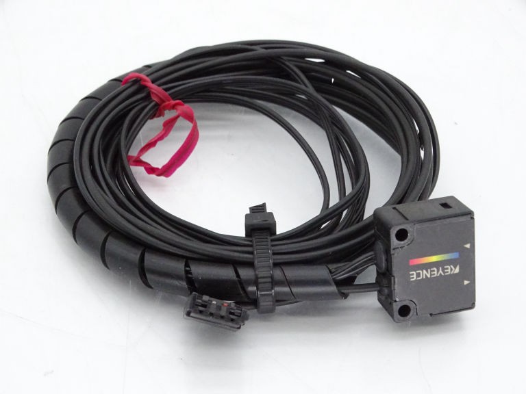 KEYENCE CORP CZ-H32 SENSOR