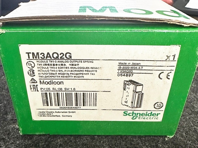 1PC New Schneider TM3AQ2G module