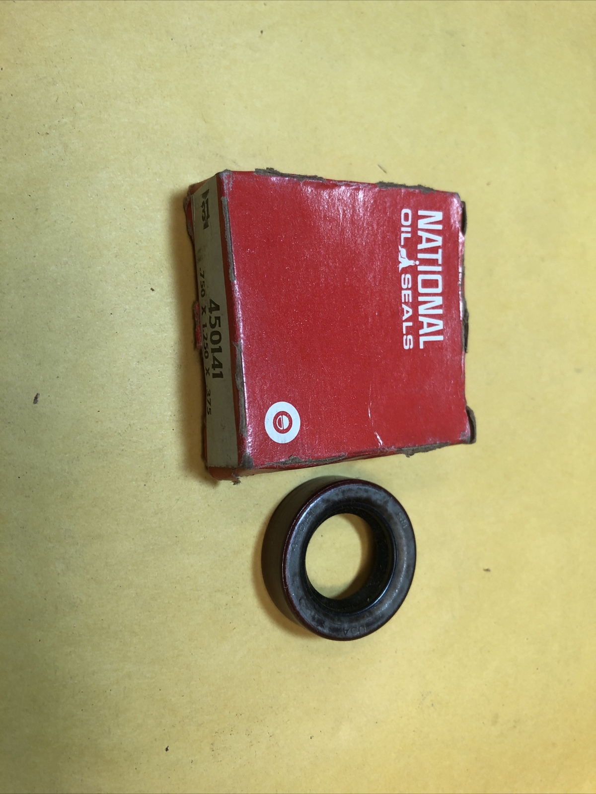 National 450141 Oil Seal F+S!