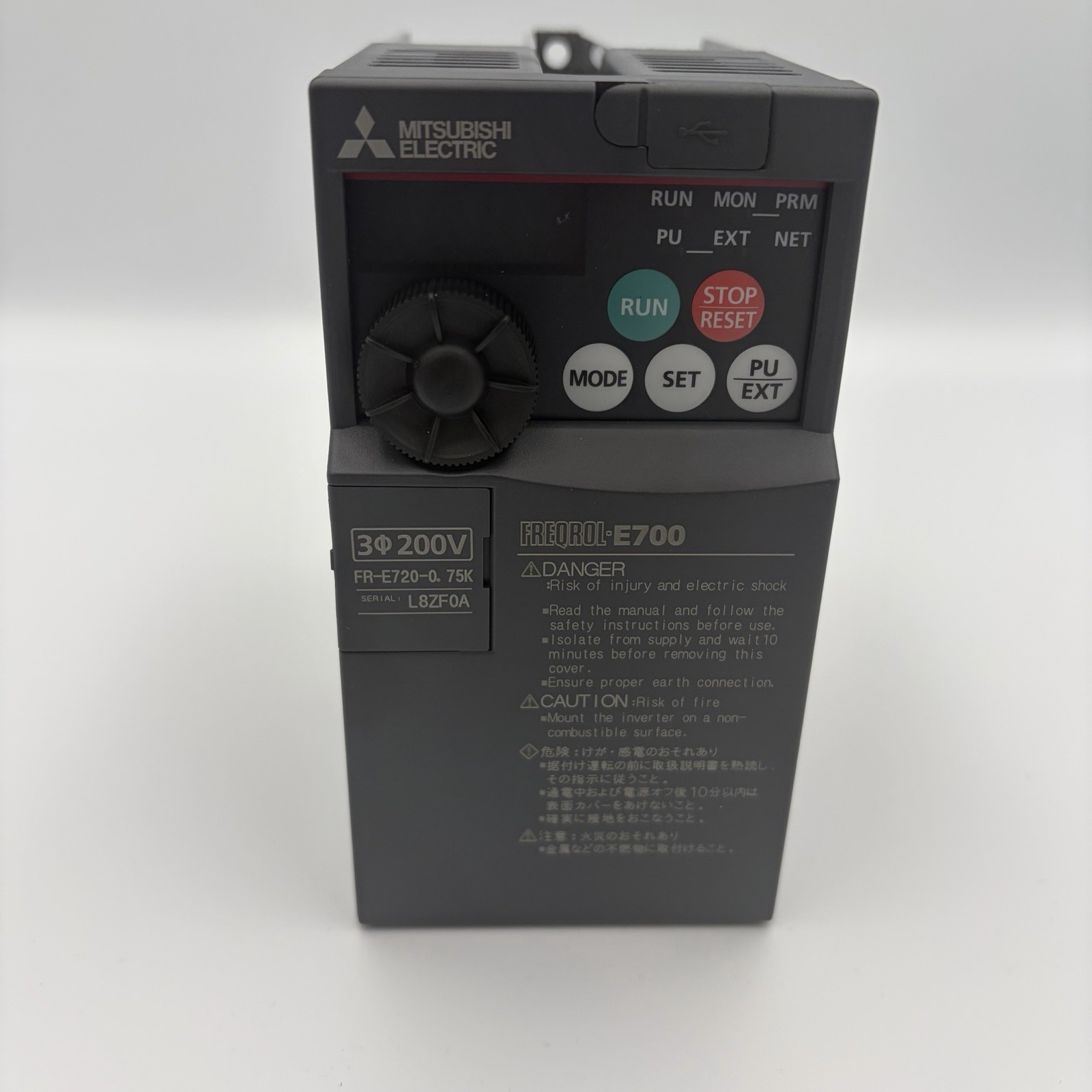 MITSUBISHI FR-E720-0.75K Inverter 3PH AC200-220V 0.75kW FRE7200.75K New