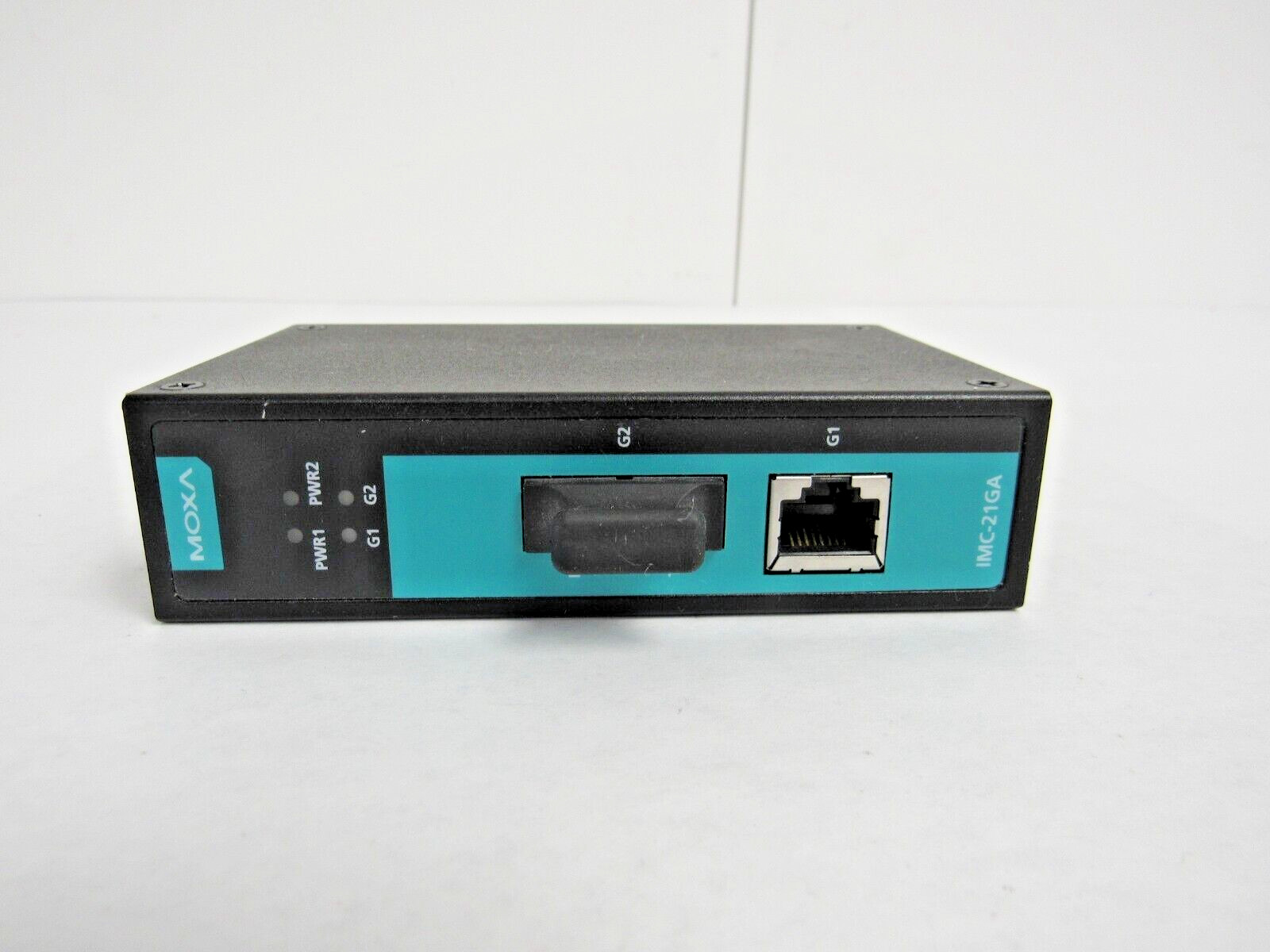 Moxa IMC-21GA-LX-SC Ethernet to Fiber Media Converter IMC-21GA 27-3