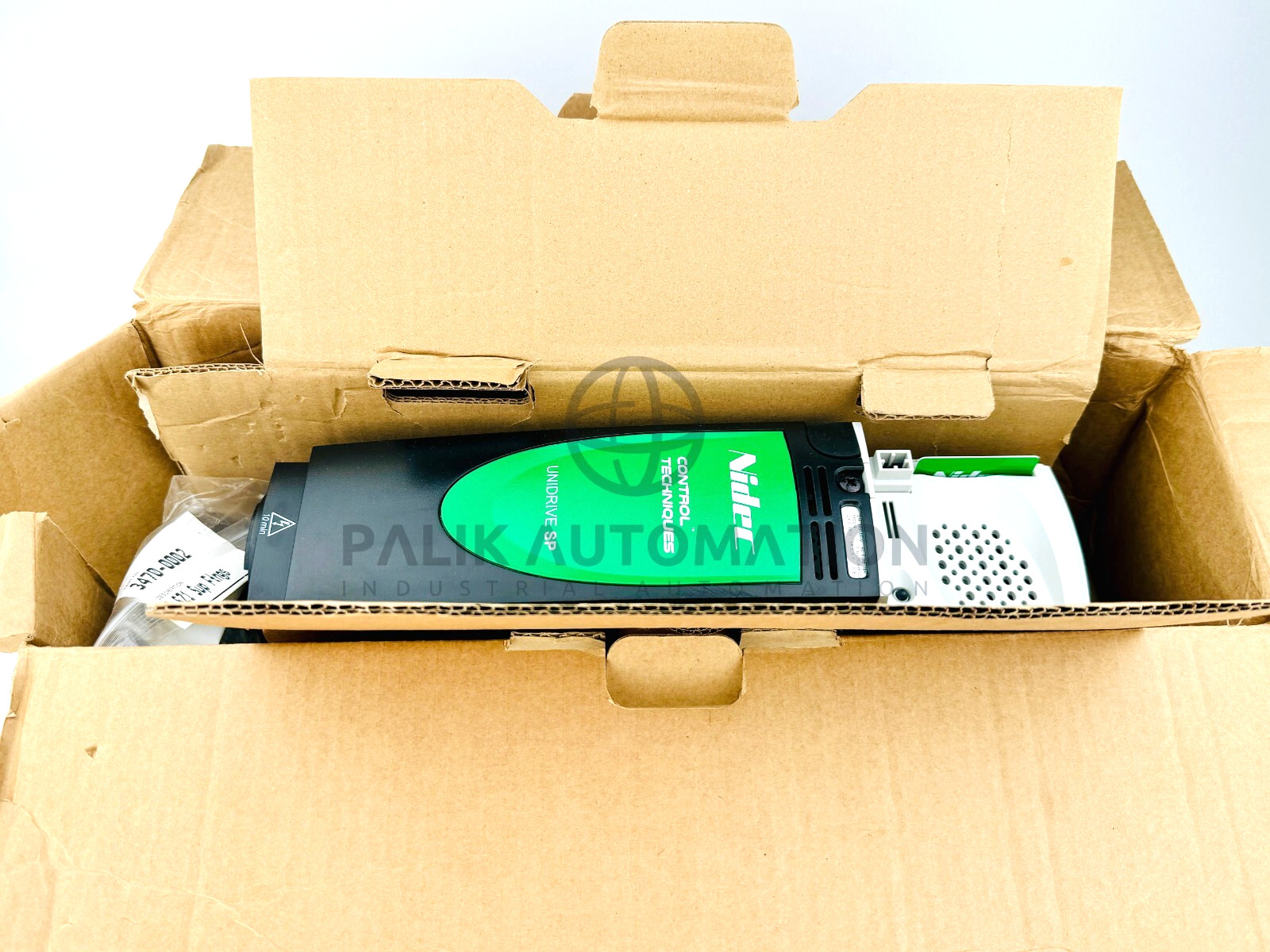 EMERSON Control Techniques SP1404 UNIDRIVE SP 2.2 /3.0 kW MADE IN UK NEW
