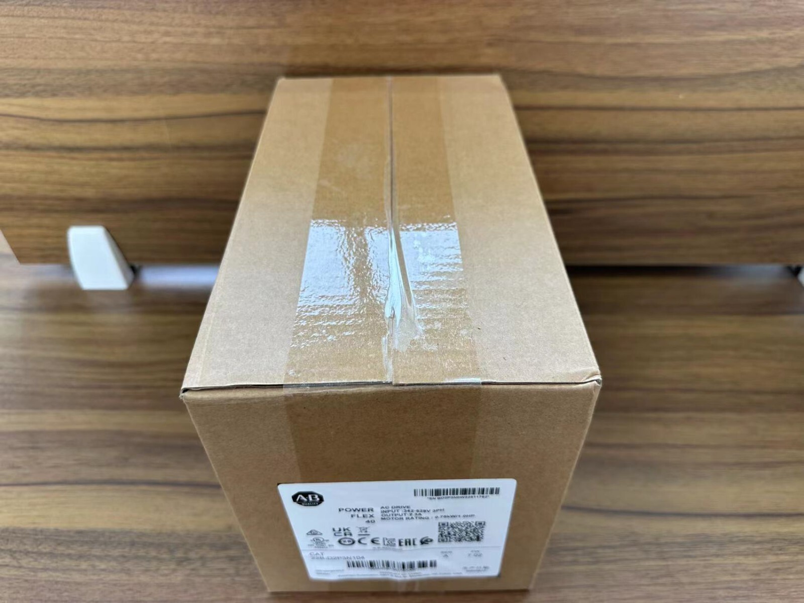 22B-D2P3N104 Allen Bradley PowerFlex 40 AC Drive SURPLUS IN BOX 22BD2P3N104