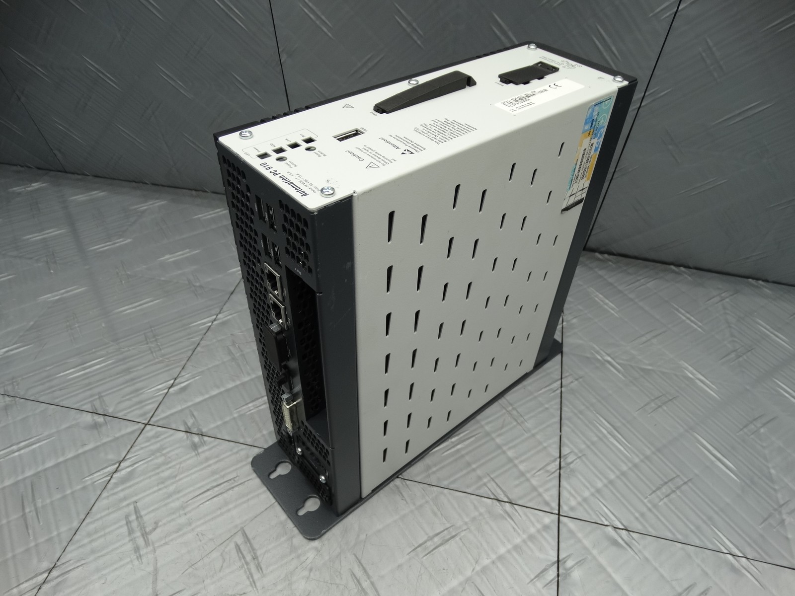 B&R Automation PC 910 5PC910.SX01-00 System Unit Industrial PC (No Door)