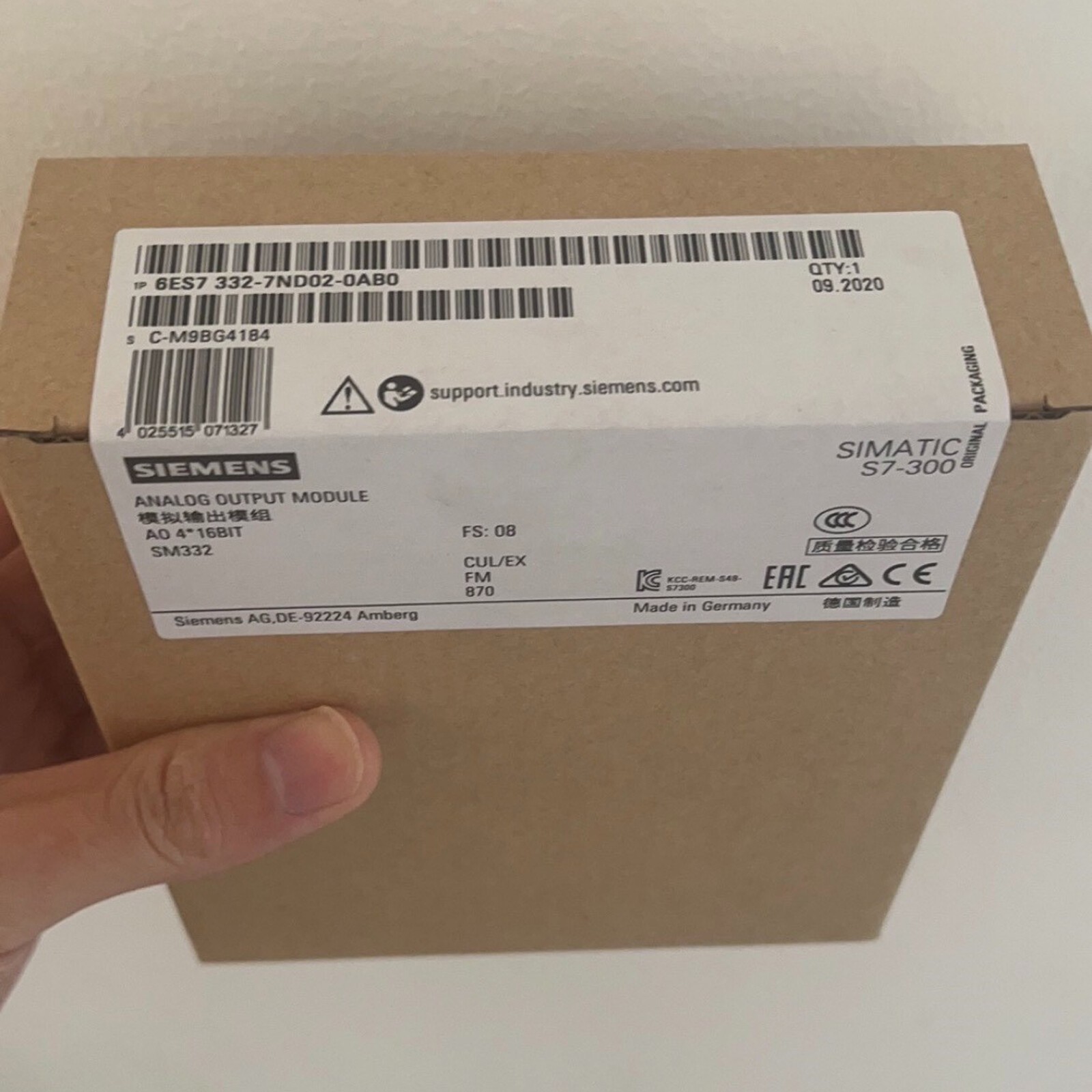 New Siemens 6ES7332-7ND02-0AB0 6ES7 332-7ND02-0AB0 S7-300 Analog Output SM 332