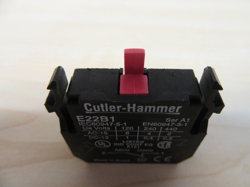 Cutler Hammer Eaton E22B1 Contact Block