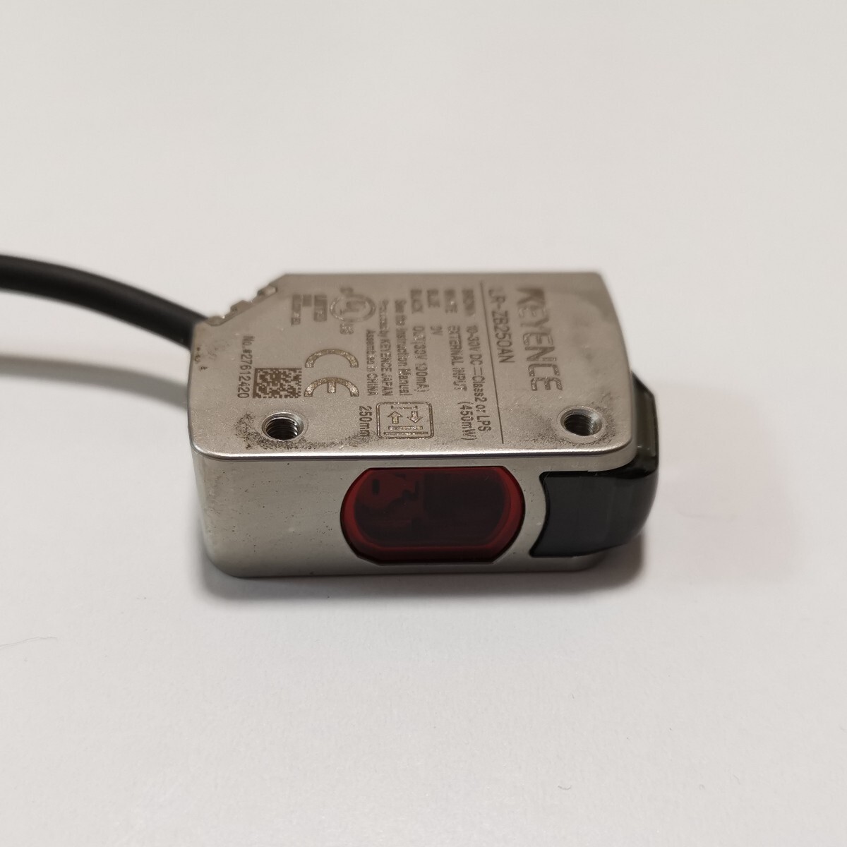 Used KEYENCE sensor LR-ZB250AN LRZB250AN CMOS Laser Sensor From Japan F/S