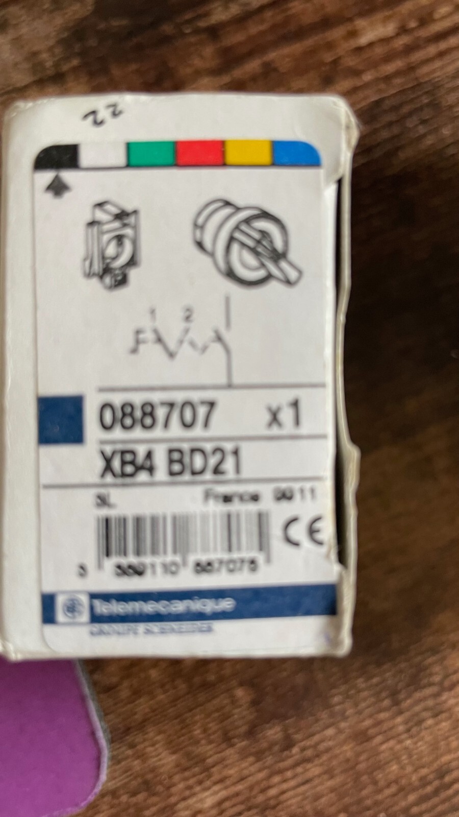 XB4BD21 Black Selector Switch Ø22 2-Position Stay Put 1NO SCHNEIDER ELECTRIC