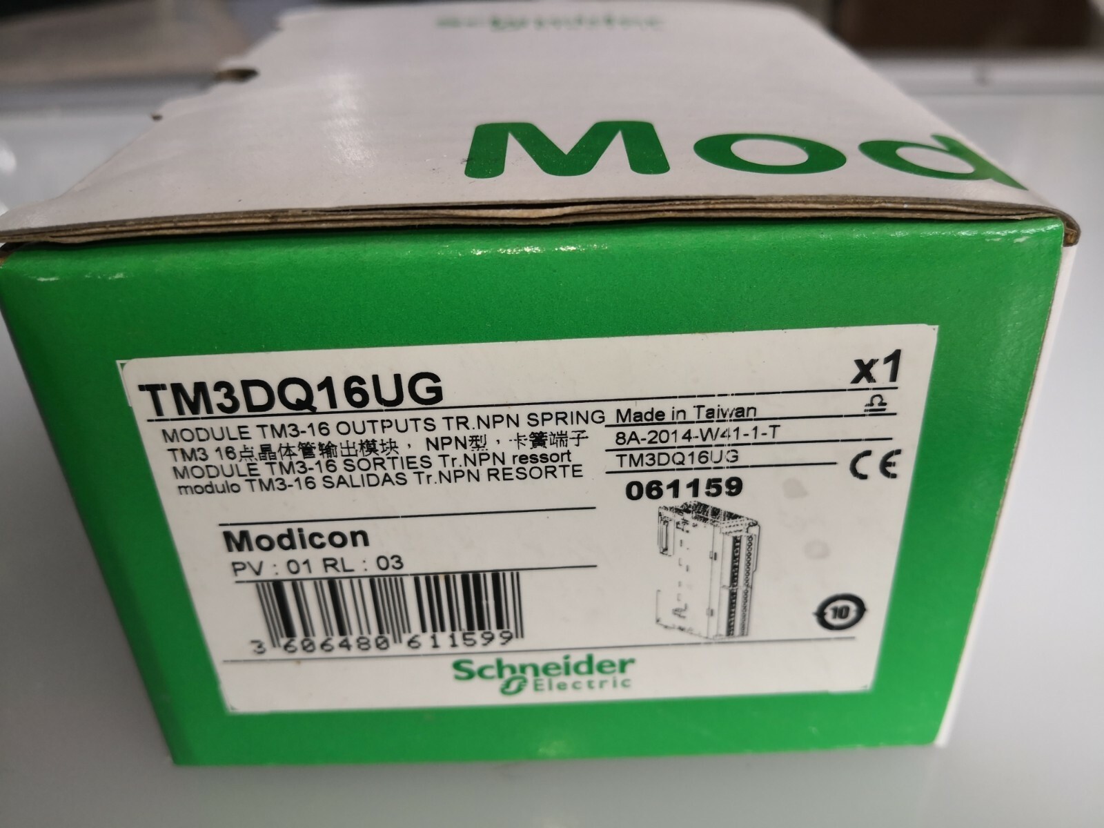 TM3DQ16UG Schneider Elect Digital Output Modicon TM3 16 Output Spring New In Box
