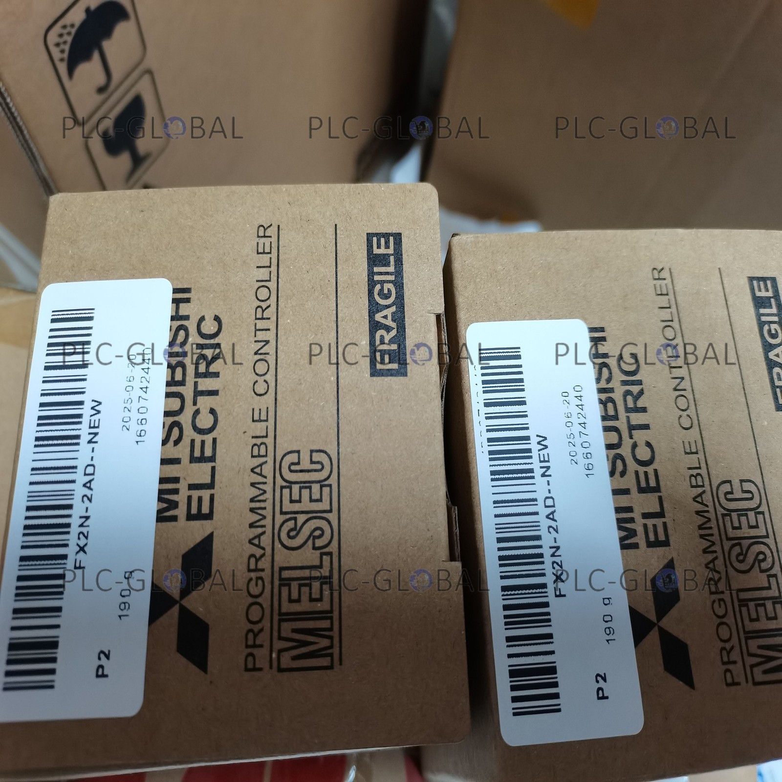 1 Unit Brand New Mitsubishi FX2N-2AD Local Stock With Warranty